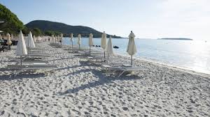 Il ne faut pas autoriser les gens à aller à la plage mais favoriser leur retour dans le métro